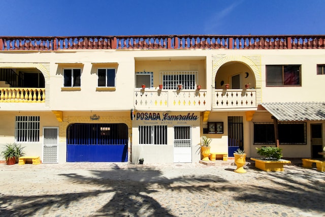 Posada Esmeralda, Melaque